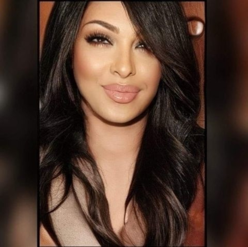 Meet your Posher, Raquela